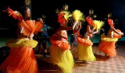 royal islanders hawaiian luau dancers